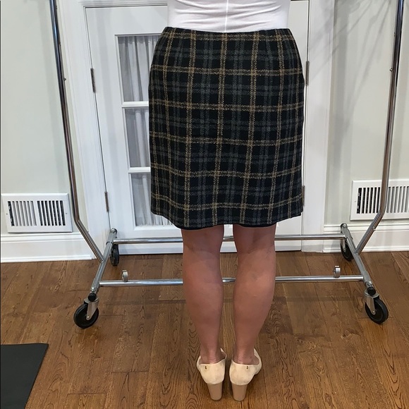 Skirt - Picture 2 of 4